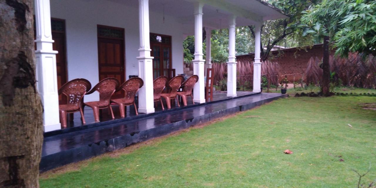 Thuruliya Residence สิกิริยา ภายนอก รูปภาพ